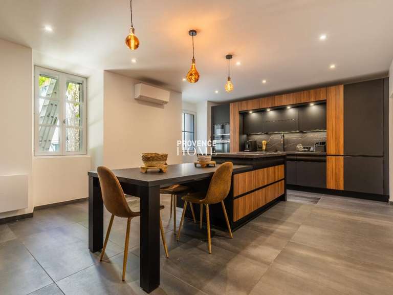 Maison Gordes - 5 chambres - 258m²