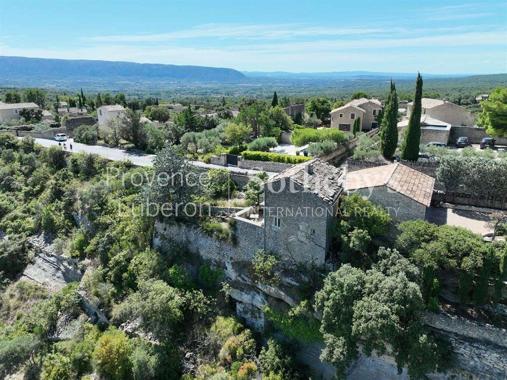 House Gordes