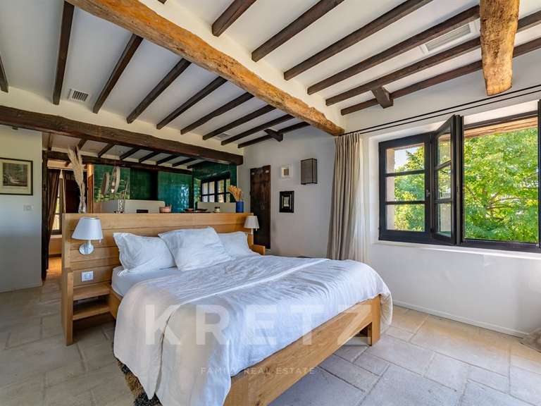Maison Gordes - 7 chambres - 317m²