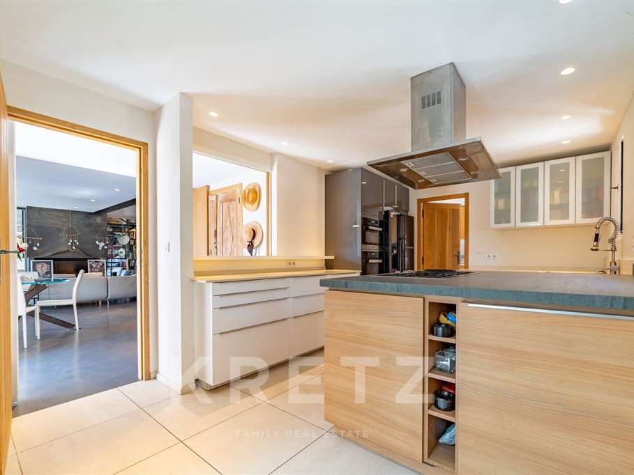 House Gordes