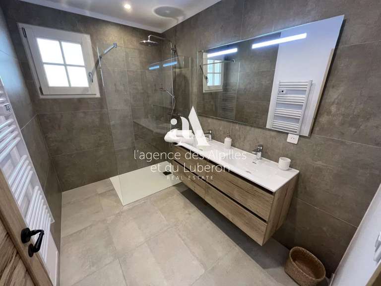 Maison Gordes - 3 chambres - 180m²