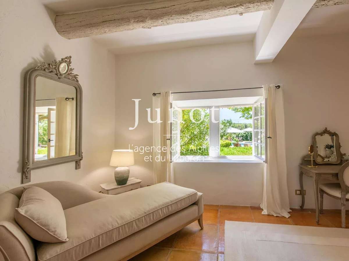 House Gordes