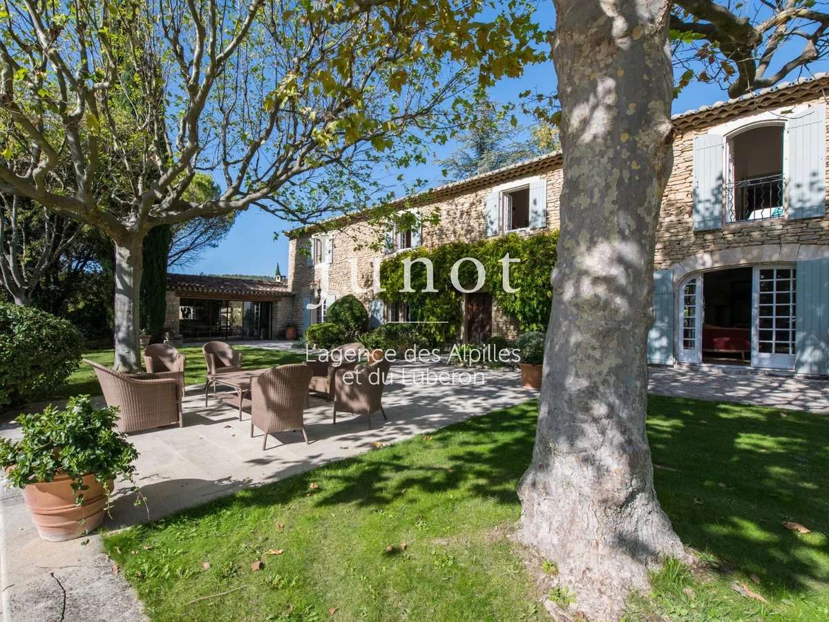 House Gordes