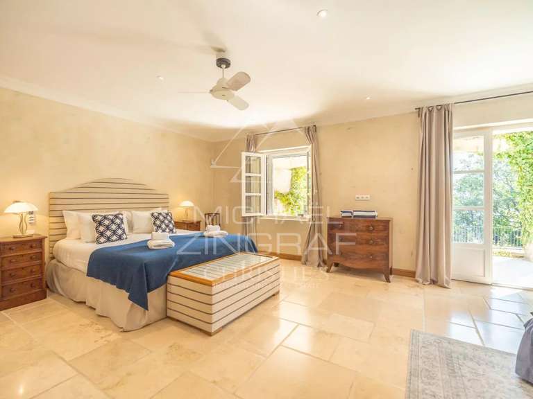 Maison Gordes - 5 chambres - 360m²