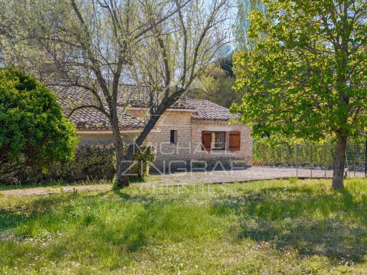 House Gordes
