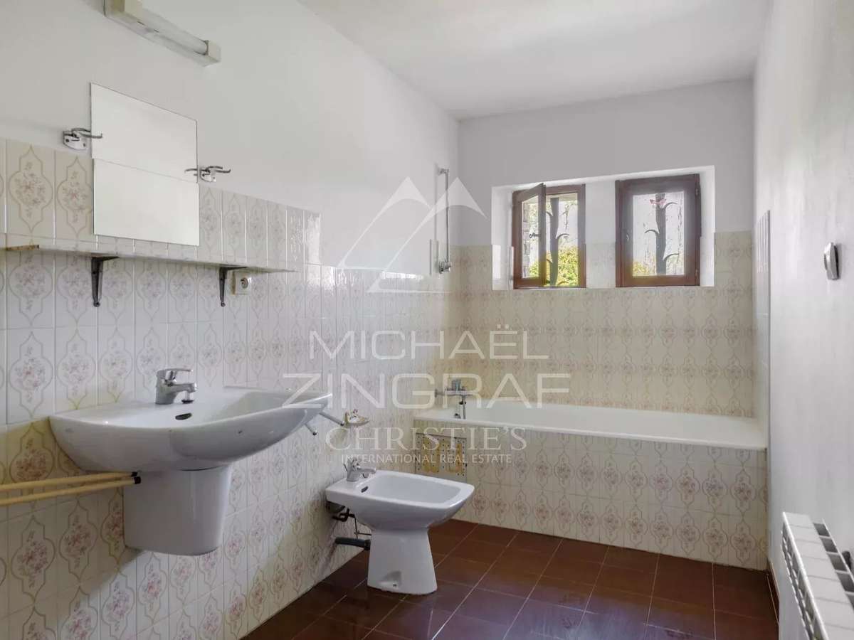 House Gordes