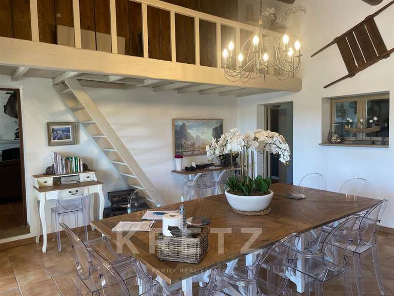 Maison Gordes - 5 chambres - 340m²
