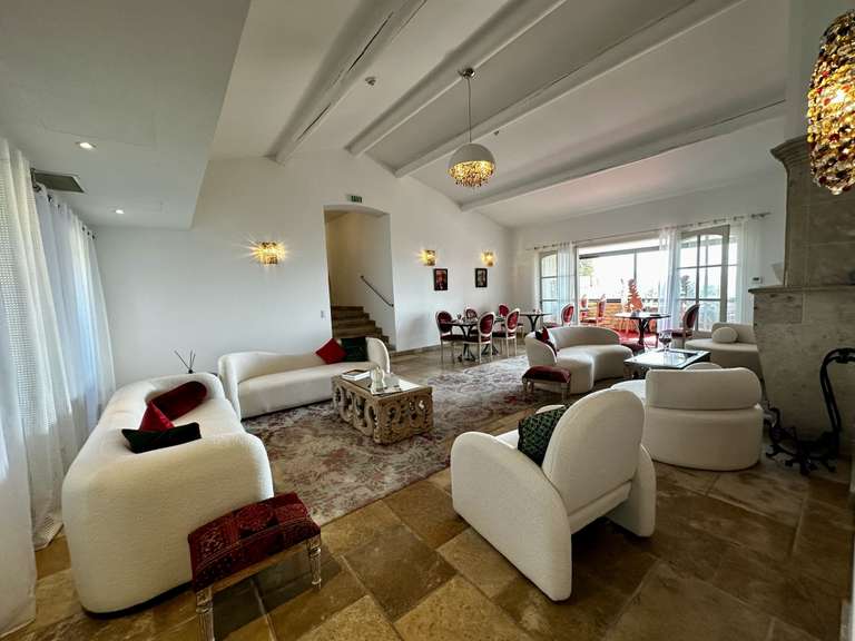 Maison Gordes - 17 chambres - 710m²