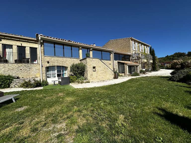 Maison Gordes - 17 chambres - 710m²