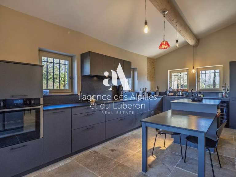 Maison Gordes - 5 chambres - 212m²