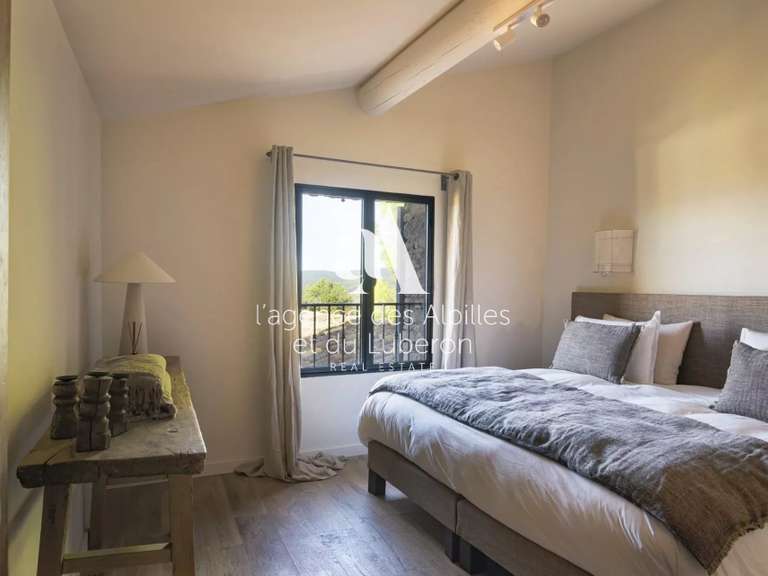 Maison Gordes - 7 chambres - 423m²