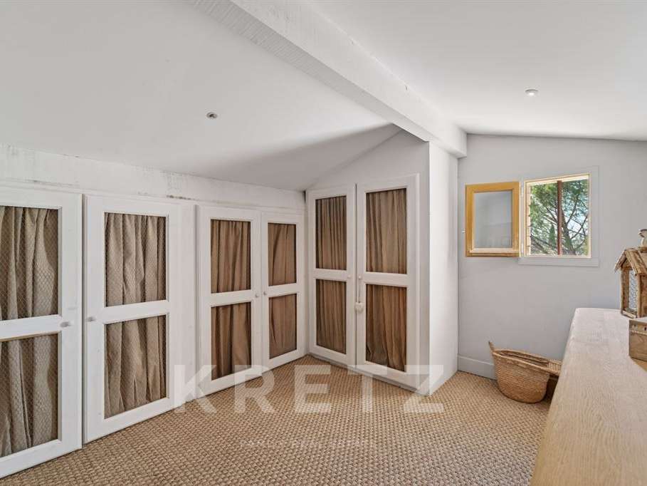 House Gordes