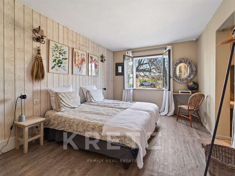 Maison Gordes - 5 chambres - 200m²