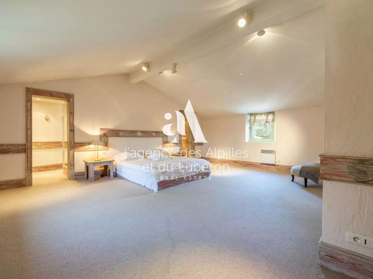 Maison Gordes - 7 chambres - 365m²