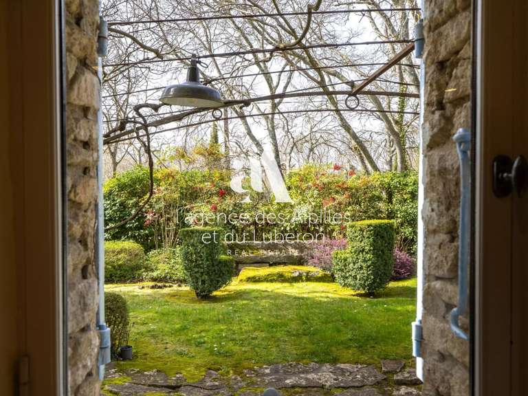 Maison Gordes - 7 chambres - 365m²