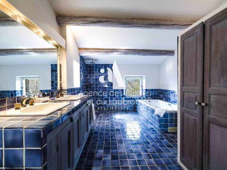 Maison Gordes - 7 chambres - 365m²