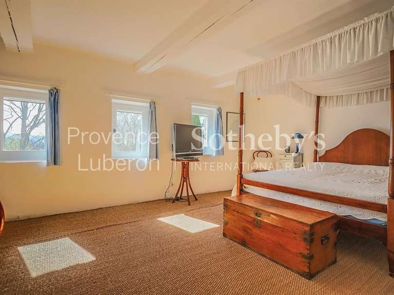 Maison Gordes - 8 chambres - 625m²