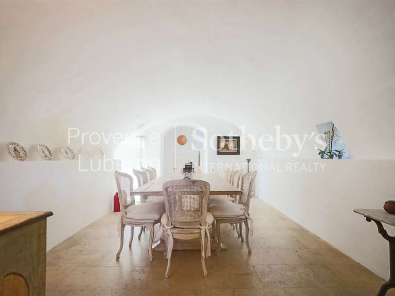 Maison Gordes - 8 chambres - 625m²