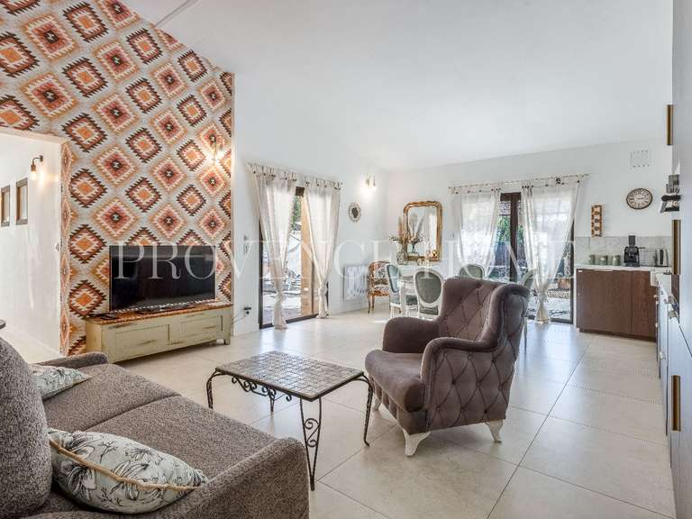 Maison Gordes - 2 chambres - 80m²