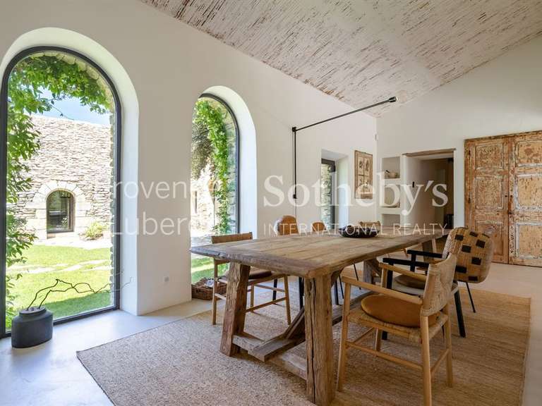 Maison Gordes - 225m²
