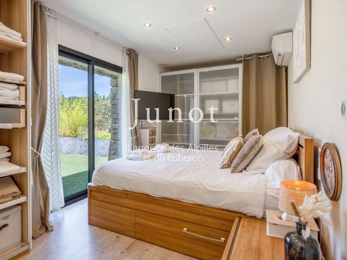 House Gordes