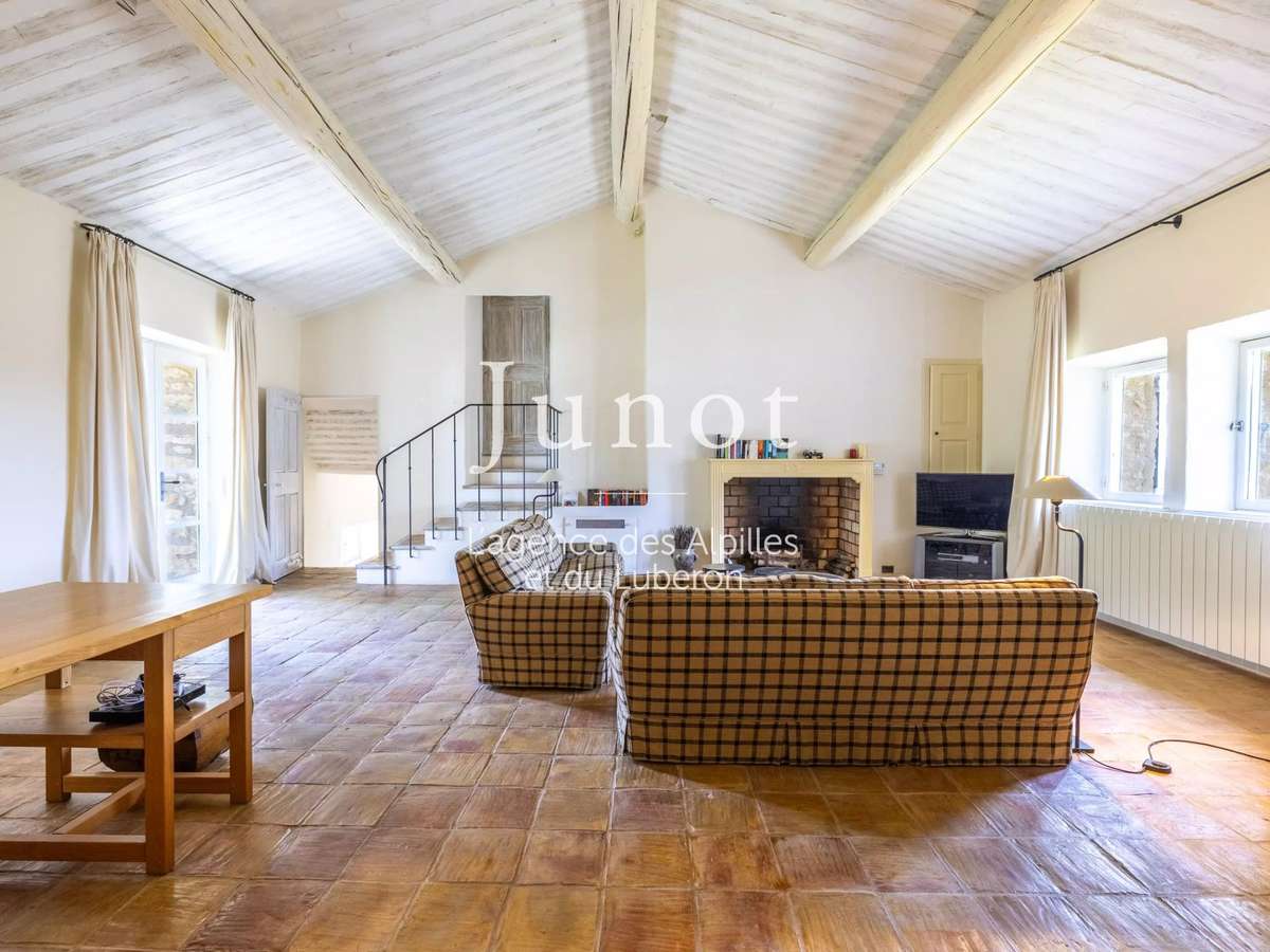 House Gordes