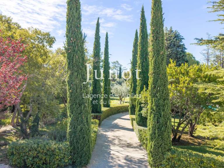 Maison Gordes - 7 chambres - 365m²