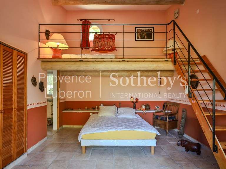 Maison Gordes - 6 chambres - 220m²