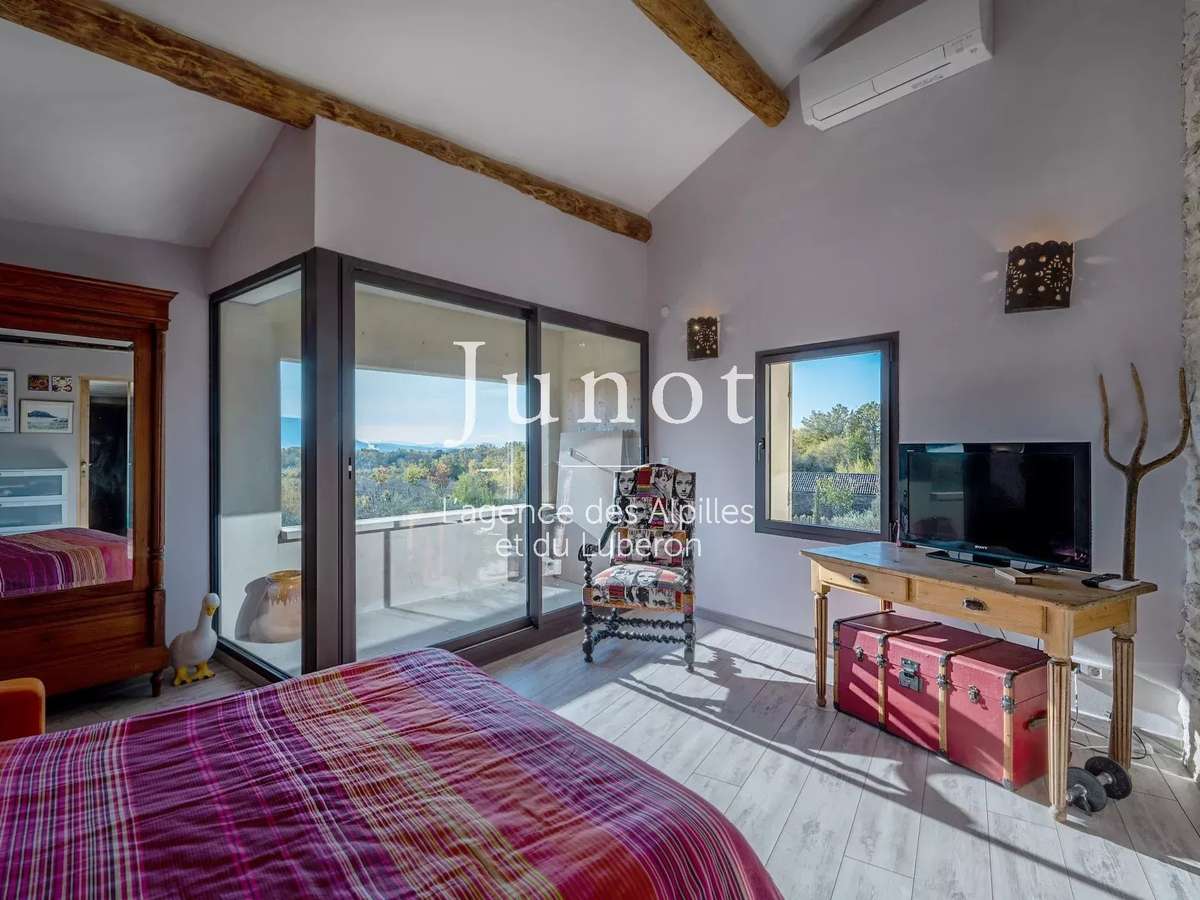 House Gordes
