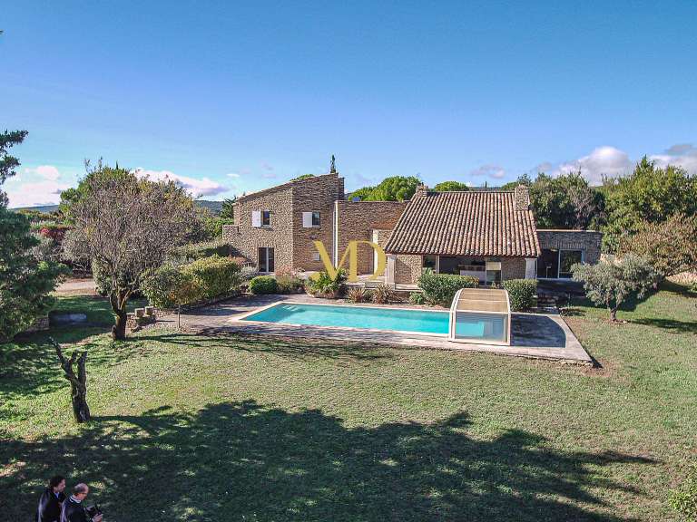 Maison Gordes - 3 chambres - 285m²