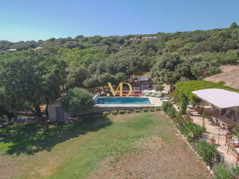 Maison Gordes - 4 chambres - 183m²