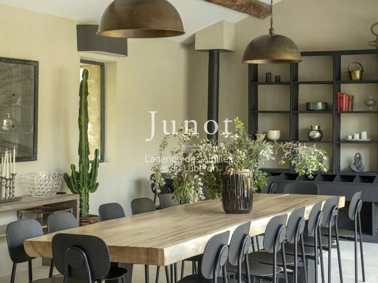 Maison Gordes - 11 chambres - 5500m²