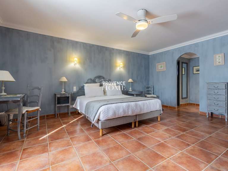 Propriété Gordes - 7 chambres - 468m²