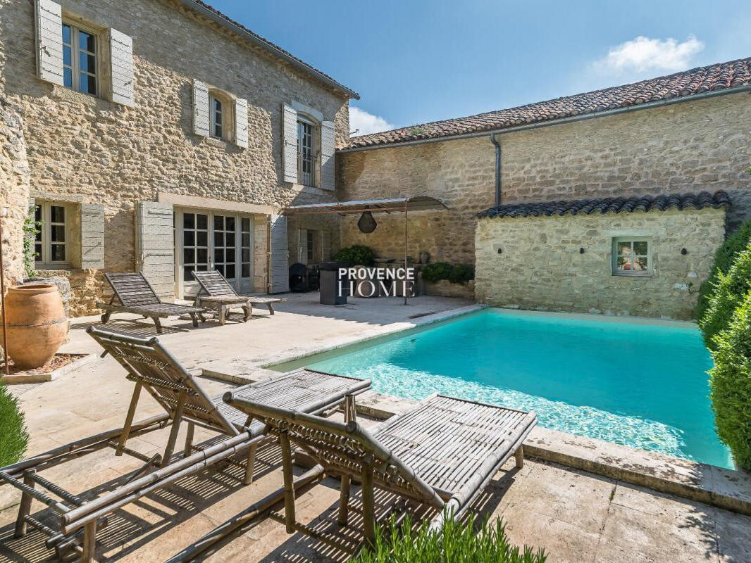 Property Gordes