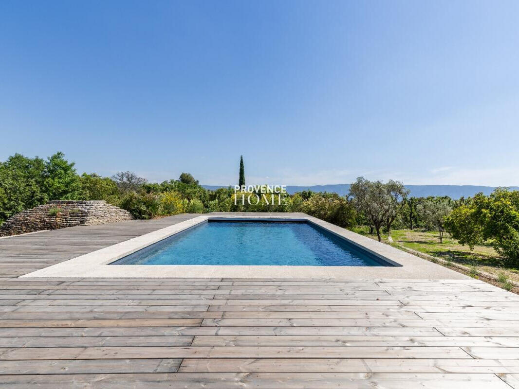 Property Gordes
