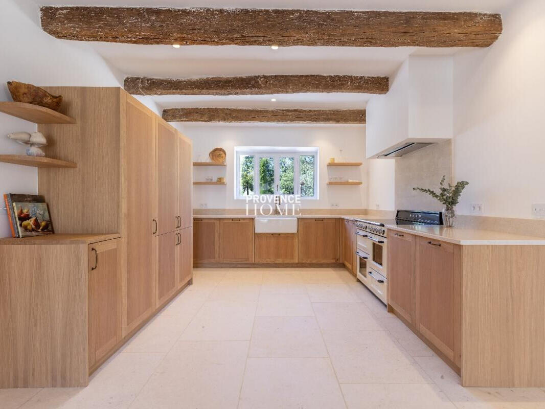 Property Gordes