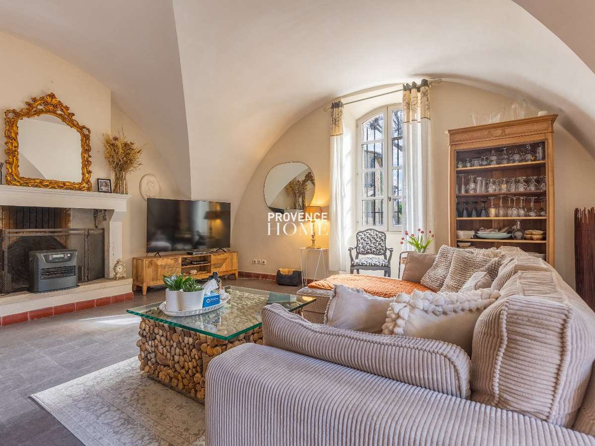 Property Gordes