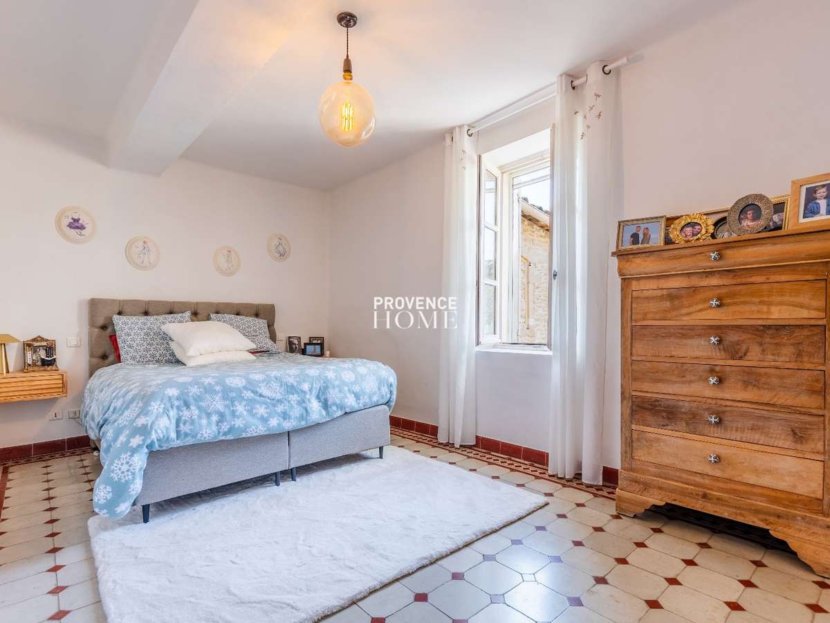 Property Gordes