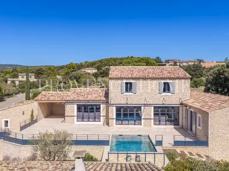 Propriété Gordes - 4 chambres - 243m²