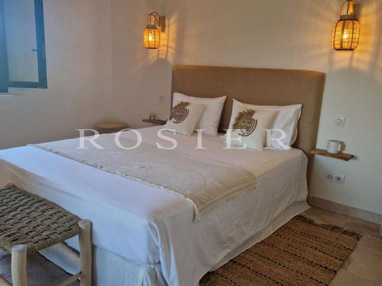 Villa Gordes - 5 chambres - 220m²