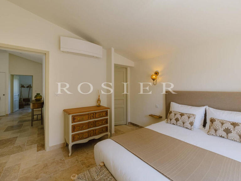 Villa Gordes - 5 chambres - 220m²