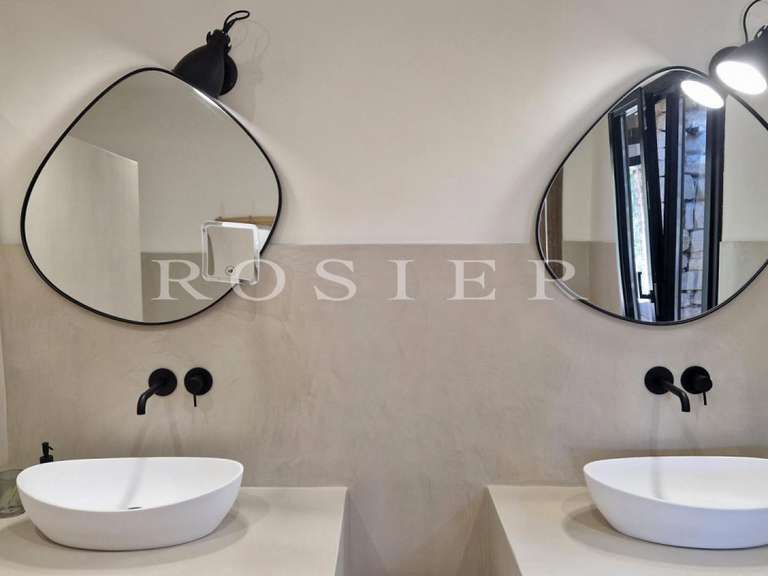 Villa Gordes - 5 chambres - 220m²