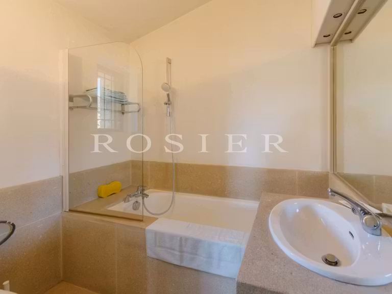 Villa Gordes - 5 chambres - 350m²