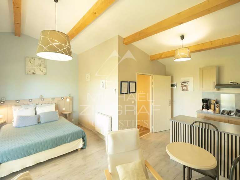Villa Gordes - 7 chambres - 272m²
