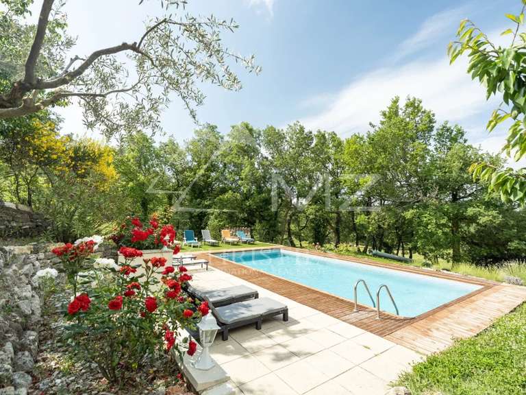 Villa Gordes - 7 chambres - 272m²