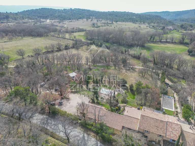 Villa Gordes - 7 chambres - 272m²