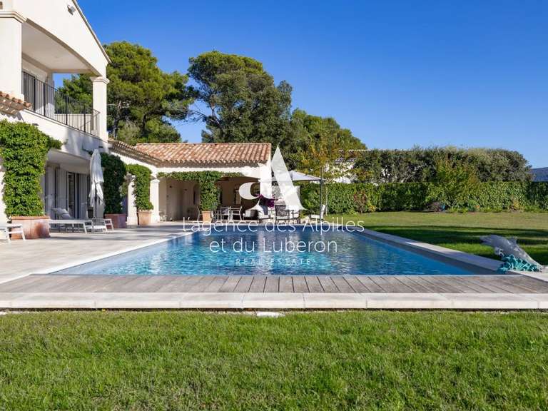 Villa Gordes - 4 bedrooms - 300m²