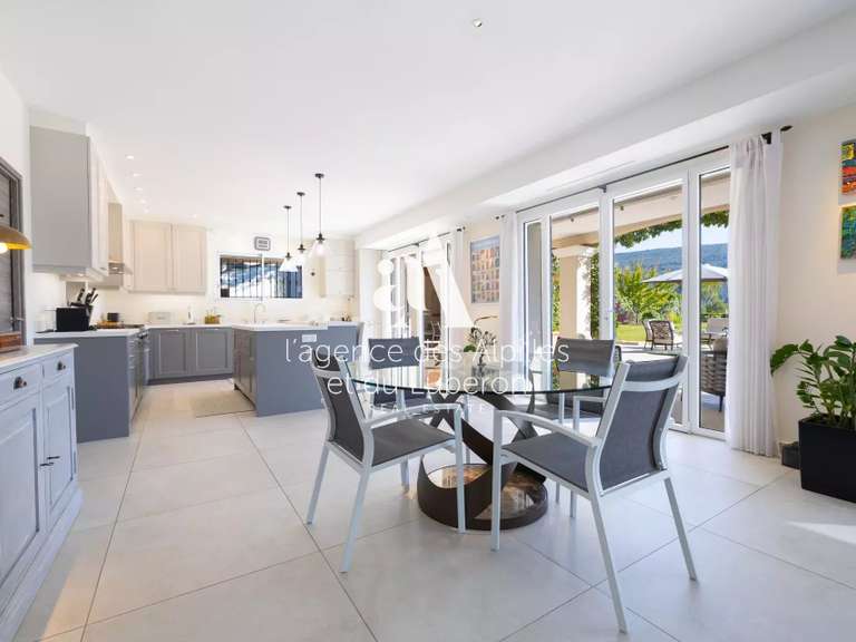 Villa Gordes - 4 bedrooms - 300m²