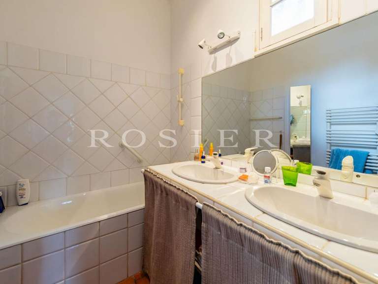Villa Gordes - 5 chambres - 200m²