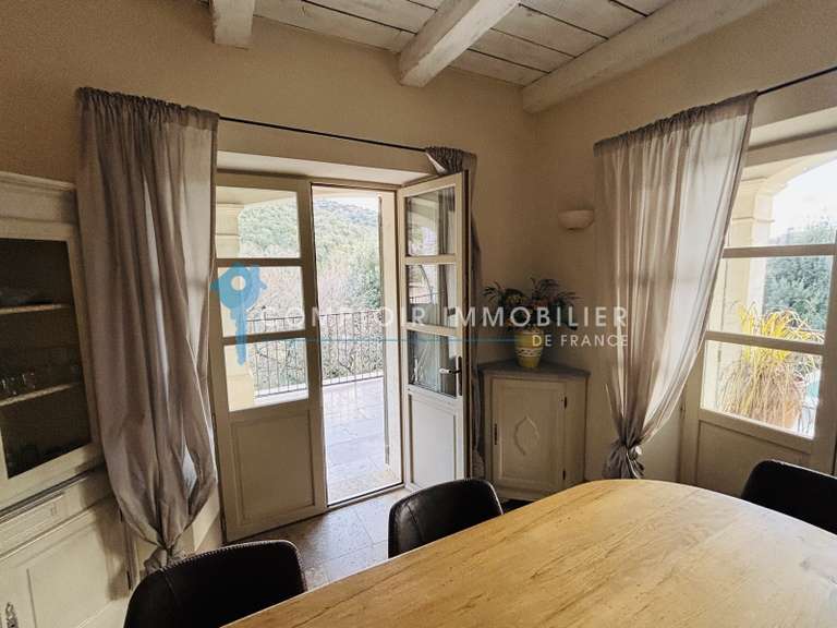 Maison Goudargues - 4 chambres - 224m²